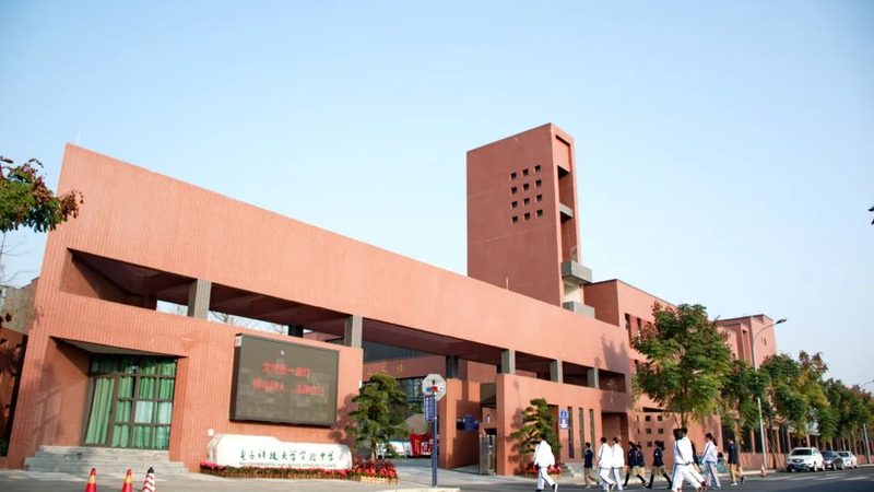 电子元器件定制，如何挑选优质厂家？**